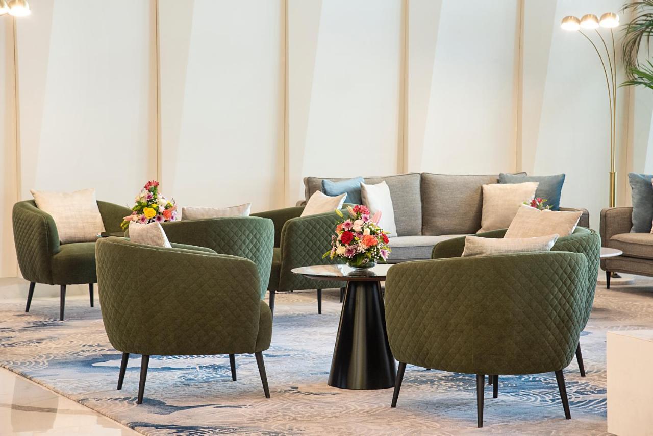 Asiana Grand Hotel Dubai Exterior foto The lounge at the airport